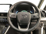 ハンドルは車を運転する上で、ずっと握っている重要なパーツです。手にフィットする物がいいですよね♪