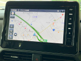 【大画面ナビ】人気の大型9インチナビを装備。存在感のある大画面はインパクト大!ナビ利用時のマップ表示は見やすく、テレビやDVDは臨場感がアップ!いつものドライブがグッと楽しくなります♪