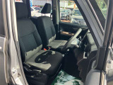 運転席、助手席共に綺麗です!