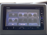 ドライブの必需品。見やすい・使いやすいHonda純正のメモリーナビを搭載しています。