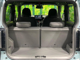 普段のお買い物や通勤、送迎等に十分な荷室スペースを確保しております。セカンドシートを倒すと、大きな荷物の積載も可能です♪