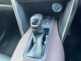 【 シフト 】スムーズなシフトチェンジで快適にお車を操縦していただけます!