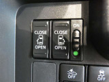 電動スライドドアのスイッチで車内からもスライドドアの開閉ができます。イージークローザー機能で半ドアになることも防止してくれます。