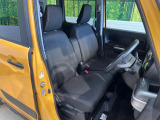 運転席シート廻りは使用感も少なく、良好な状態となっています。丁寧に使われていたことがよくわかりますね。