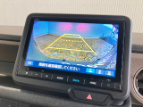 【バックカメラ】リバースにするだけで映ります、後方の安全確認や、狭い駐車場での車庫入れ、雨の日や夜間など視界の悪い時に便利です!安全にバックする為には欠かせない装備です。