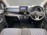 デイズの運転席周りの画像です。