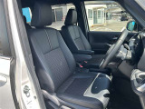 納車前にご案内しますボディーコーティングを施工する事をお勧めします。理由1納車時ピカピカ、2洗車も楽々だし雨で多少の汚れも無くなります、3運転してて気持ちがよいetc.
