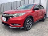 車名の由来:ヴェゼルはカットした宝石の小さな面(Bezel)とクルマ(Vehicle)を組み合わせた造語で、「角度によって表情を変える宝石のように、多面的な魅力と価値を持つクルマ」を意味する。