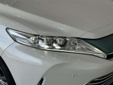 LEDヘッドライトです。デザイン性がよくとても明るいので、夜間の走行や悪天候でも安心です。しかも長寿命!