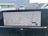 いまや必須装備「ナビゲーション」搭載!知らない場所に、スイスイッとドライブ。なんて便利な機能でしょうか?もう、これなしではハンドルを握れませんね!でも、運転中の操作は危険ですのでご注意ですね☆