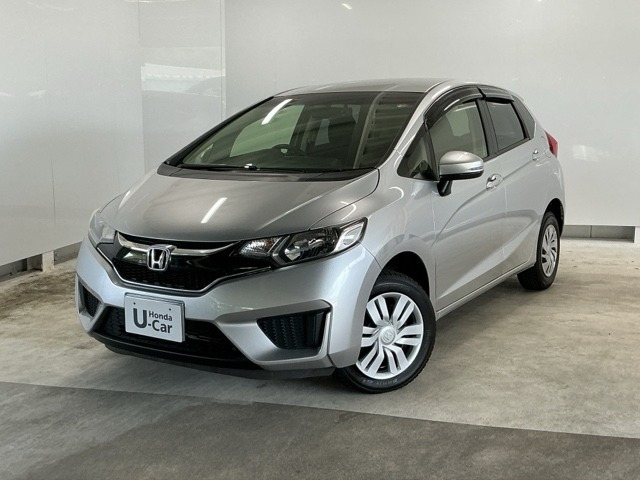 フィット 1.3 13G Fパッケージ 4WD