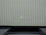 カラーヘッドアップディスプレイ付き。少ない視線移動で情報を確認できるので、運転の疲労軽減に繋がりますよ♪