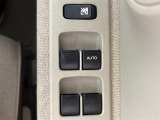 【パワーウインドウ】運転席のスイッチで、各席の窓ガラスの開閉ができます!あると便利ですよね!