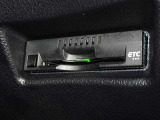 高速道路で便利なETCを装備しています。