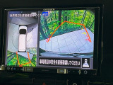【アラウンドビューモニター】専用のカメラにより、上から見下ろしたような視点で360度クルマの周囲を確認することができます☆死角部分も確認しやすく、狭い場所での切り返しや駐車もスムーズに行えます。