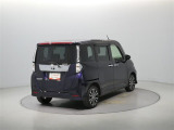 ご覧の車両以外にも多数のU-CARを展示販売しております。