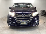 【HID】ディスチャージヘッドライトが装備されています。夜間走行時や雨の日に明るく安全に前方を照らすことが出来ます。対向車からも見えやすいので相手に接近を知らせることも出来ます。