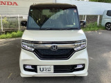 お客様に安全で快適なカーライフをお送りいただくために、中古車にも高いレベルの品質基準を設け、その基準に従って、全ての中古車について納車前整備を実施しています。