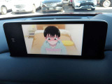 後部座席を倒せば広々とした空間が出来上がります!大きなお荷物もたくさん積むことが可能です!