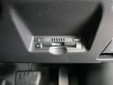 料金所でも、窓をあけずにスイスイ通過のETC☆☆もうドライブの必須アイテムですね!!