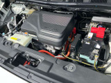【キーパーコーティング】本当にツヤが良くなって、約束どおりに効果が持続する稀有なカーコーティングを用意しました。コーティングした後は、お好きな時に洗っていただくだけで、ずっとキレイが続きます。