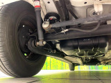 お車を安心してお乗りいただく為には、足回りの定期点検が欠かせません。サービスサポート(有償保証)では無料点検もご提供しており、安心のカーライフをお過ごしいただけるサポート体制が整っています。