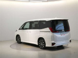 トヨタ高品質中古車洗浄「まるまるクリン」 外装はもちろん、内装はシートを外して見えないところまで徹底洗浄!お客様に責任を持って安心と美しさをお届けします!