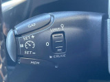 ●アダプティブクルーズコントロール:前の車との車間距離を一定にとりつつ、一定速度で自動走行してくれる次世代のクルーズコントロール!主に高速道路や自動車専用道路で使用する便利な機能です!