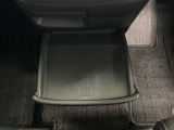 指定工場併設で末永く品質を保ちます。12ヶ月点検や車検はもちろんのこと、国家資格整備士によるお車のアドバイスも致します。