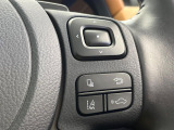 【レーントレーシングアシスト】高速道路走行時、車線からはみ出しそうになるとレーンの中央を走るようにステアリング操作をアシスト。より安全な運転をサポートしてくれます!