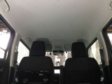 天井も綺麗です☆私は中古車を見るときに天井を良く見るようにしています☆ここが綺麗な車は車内が綺麗なことが多いです☆