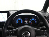 運転席廻りです。