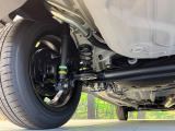 お車を安心してお乗りいただく為には、足回りの定期点検が欠かせません。サービスサポート(有償保証)では無料点検もご提供しており、安心のカーライフをお過ごしいただけるサポート体制が整っています。