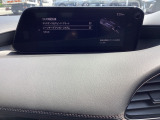 LDWS車線逸脱警報システムとLASレーンキープアシストシステムを搭載。車線からはみ出さないように知らせるとともに、ハンドル操作をアシストし、安心の走りをサポートします。