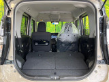 普段のお買い物や通勤、送迎等に十分な荷室スペースを確保しております。セカンドシートを倒すと、大きな荷物の積載も可能です♪