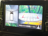 【アラウンドビューモニター】専用のカメラにより、上から見下ろしたような視点で360度クルマの周囲を確認することができます☆死角部分も確認しやすく、狭い場所での切り返しや駐車もスムーズに行えます。