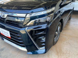 ヴォクシー 2.0 ZS 煌III 4WD 