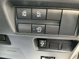 ハンズフリー両側電動スライドドアです。大変便利ですよ!