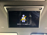 【フリップダウンモニター】大画面モニターで後席でもエンタメをお楽しみいただけます。小さなお子様にも大人気の装備です♪
