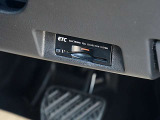 ビルトイン型ETCユニット搭載で、高速道路等利用時、便利に利用可能です。