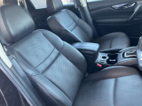 快適に運転できるドライブポジション!パワーシートなので、無理のない運転姿勢がとれます。
