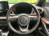 【純正革巻きステアリング】上質な革を使用することで、手にしっかり馴染みとても運転しやすいハンドルです♪