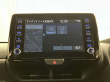 いまや必須装備「ナビゲーション」搭載!知らない場所に、スイスイッとドライブ。なんて便利な機能でしょうか?もう、これなしではハンドルを握れませんね!でも、運転中の操作は危険ですのでご注意ですね♪