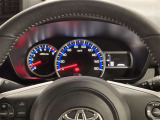 見やすいメーターレイアウトで運転をサポート!