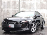 ・斜めからAudiを見るとプレス技術の高さを感じることができます。