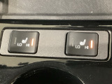 フロント両席にはシートヒーターが付いています!寒い日に便利な装備ですね。