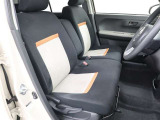 運転席も快適で心地よい空間になっています。