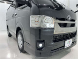 フォグランプ装着車です。暗い夜道の車両前方を明るく照らします