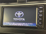 【メーカー純正ナビ】インテリアに溶け込むスタイリッシュな「専用設計」メーカーナビを装備♪視認性や操作性など基本性能にも優れ、より上質なカーライフをお楽しみいただけます。