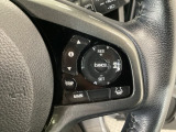 【アダプティブ・クルーズ・コントロール】予め設定した車速内でクルマが自動的に加減速。 前走車との適切な車間距離を維持しながら追従走行し、高速道路でのドライバーの疲労を軽減してくれる嬉しい機能付♪